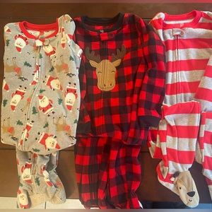 3 footie Christmas pajamas, size 5T